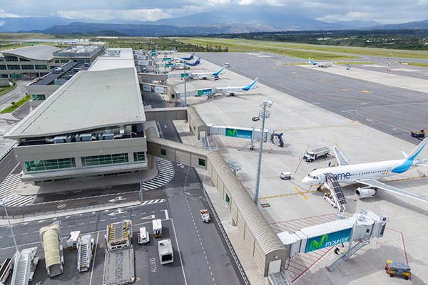 Aecon to sell 45.5 percent stake in Quito International Airport