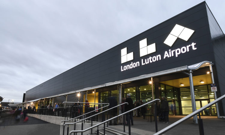 Î‘Ï€Î¿Ï„Î­Î»ÎµÏƒÎ¼Î± ÎµÎ¹ÎºÏŒÎ½Î±Ï‚ Î³Î¹Î± London Luton airport welcomed 16.6 million passengers in 2018